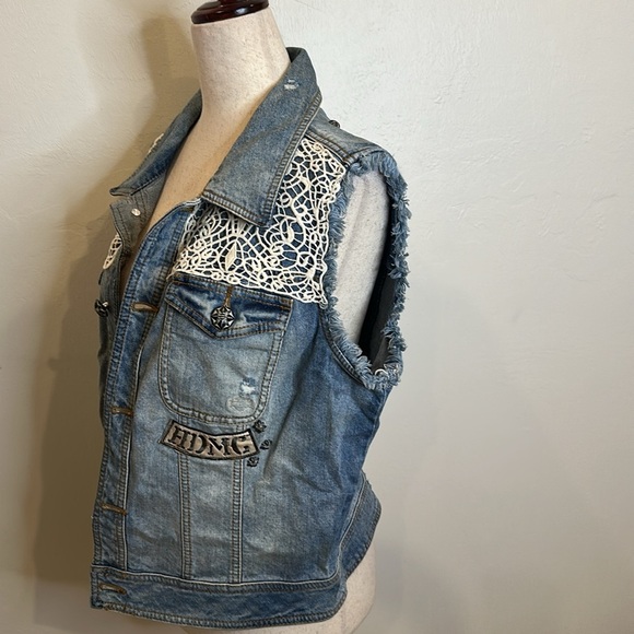 HARLEY DAVIDSON DENIM VEST WITH LACE SKULL AND DETAILS SIZE XL - Picture 4 of 10